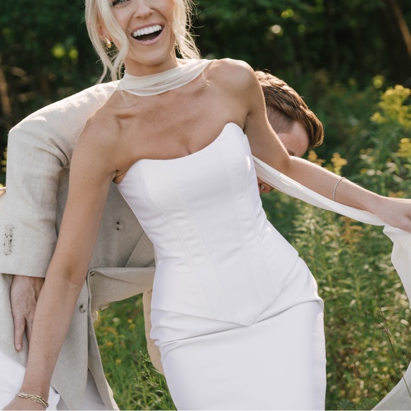 Bridal Corset and Skirt Two Piece Set with Chiffon Scarf - Picture 5 of 11